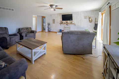 Living - 10559 Millbrook, Blanchard, MI 49310 photo 5 of 5
