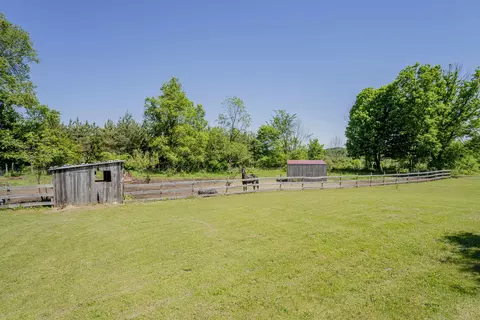 Exterior - 10559 Millbrook, Blanchard, MI 49310 photo 14 of 24