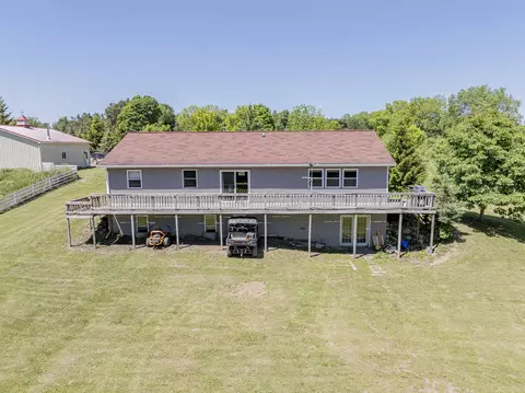 Exterior - 10559 Millbrook, Blanchard, MI 49310 photo 20 of 24