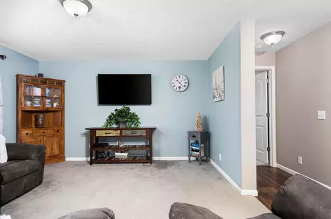 Entry Way - 12813 S Bugai, Cedar, MI 49621 photo 2 of 10