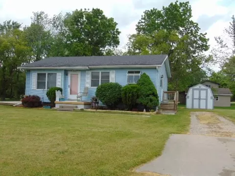 319 Hubbell, Alma, MI 48801