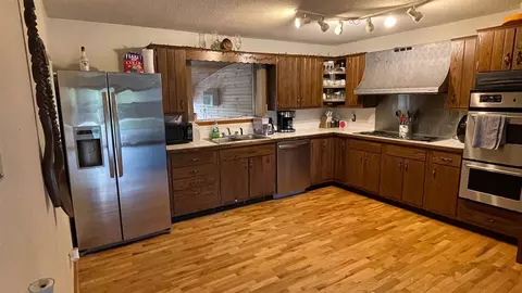 Kitchen - 3917 E Baseline, Mount Pleasant, MI 48858 photo 1 of 3