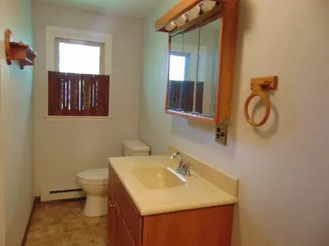 Bath - 221 S Brown, Ithaca, MI 48847 photo 1 of 2