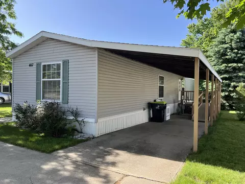 407 Thistlewood, Cadillac, MI 49601