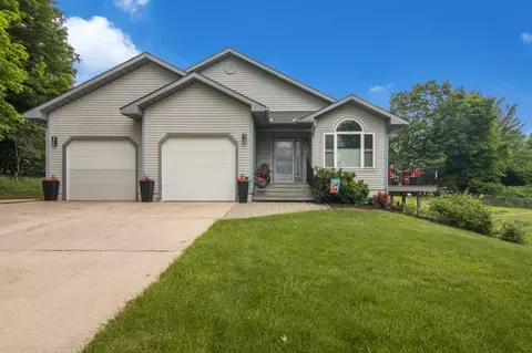4827 Bartlett, Williamsburg, MI 49690 photo 2