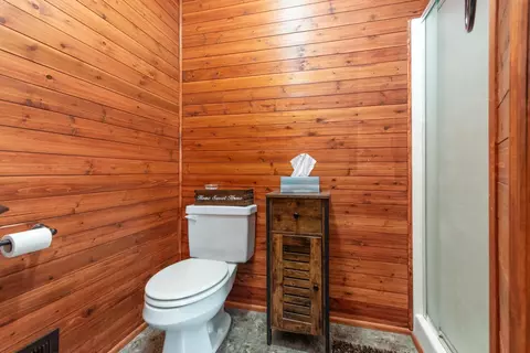 Bath - 6101 Shellenbarger, Hale, MI 48739 photo 1 of 3