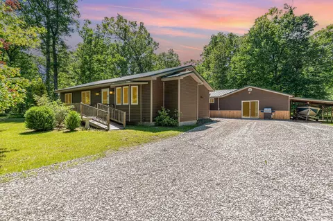 6101 Shellenbarger, Hale, MI 48739