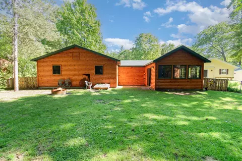 Exterior - 5197 E Michigan, Au Gres, MI 48703 photo 5 of 7