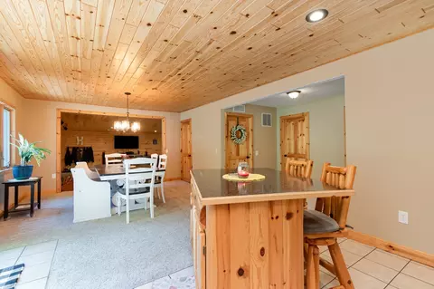 Dining - 5197 E Michigan, Au Gres, MI 48703 photo 1 of 3