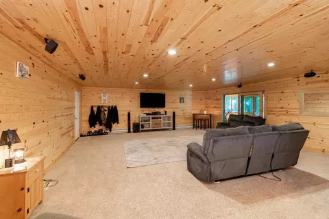 Living - 5197 E Michigan, Au Gres, MI 48703 photo 1 of 4