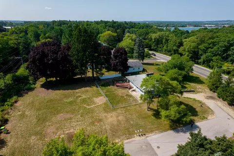 1340 N N Orch, Traverse City, MI 49686