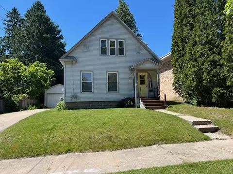 316 Whaley, Cadillac, MI 49601