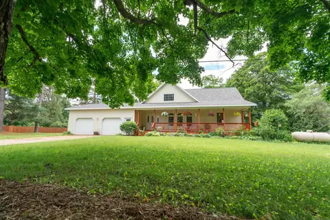 11272 S Harrison, Farwell, MI 48622