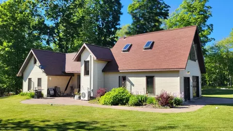 181320 N 2nd Sand Bch, L'anse, MI 49946