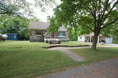 209 S Livingston, West Branch, MI 48661