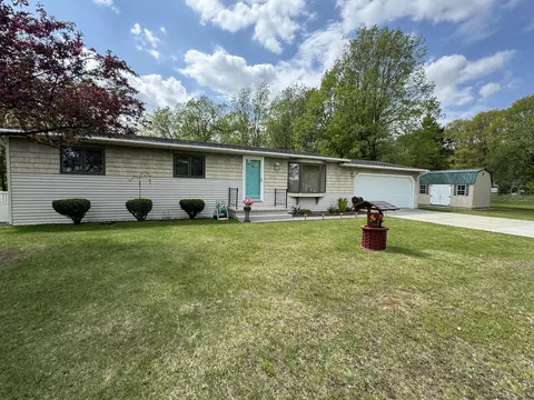 2924 S 35 12, Cadillac, MI 49601