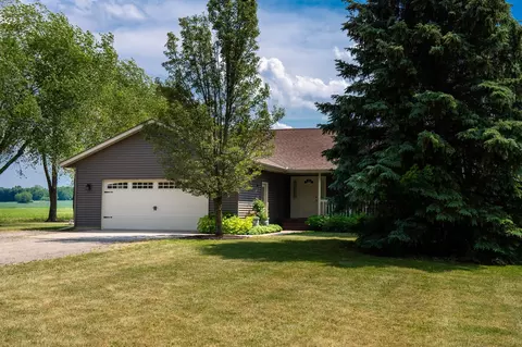 Exterior - 262 E Wing, Mount Pleasant, MI 48858 photo 2 of 22
