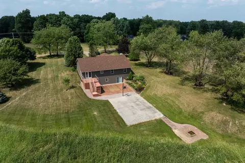 Exterior - 262 E Wing, Mount Pleasant, MI 48858 photo 17 of 22