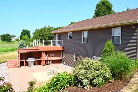 Exterior - 262 E Wing, Mount Pleasant, MI 48858 photo 9 of 22