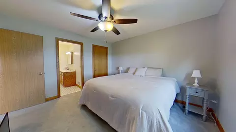 Bedroom - 262 E Wing, Mount Pleasant, MI 48858 photo 3 of 6