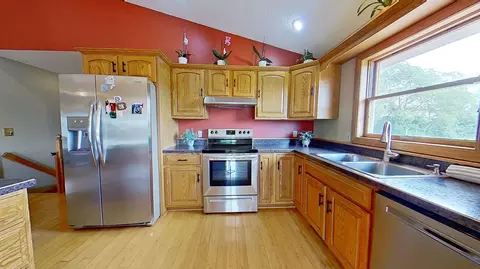 Kitchen - 262 E Wing, Mount Pleasant, MI 48858 photo 1 of 4