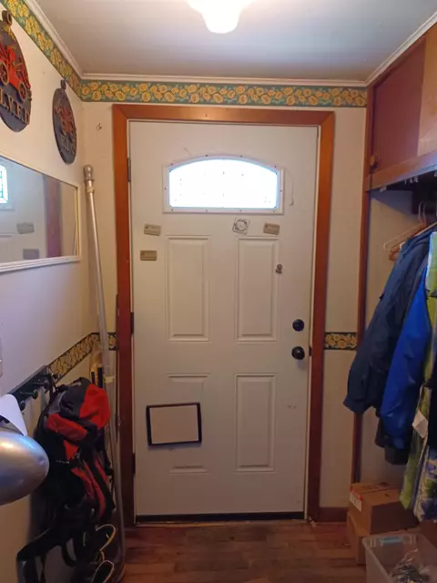 Entry Way - 207 W Main, Turner, MI 48765 photo 1 of 1