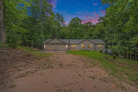5966 Maple City, Lake Ann, MI 49650