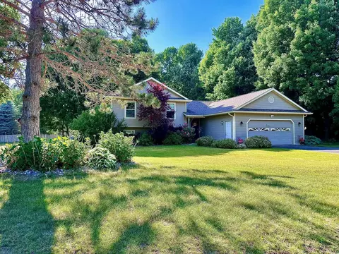 6664 Windtree, Lake Ann, MI 49650
