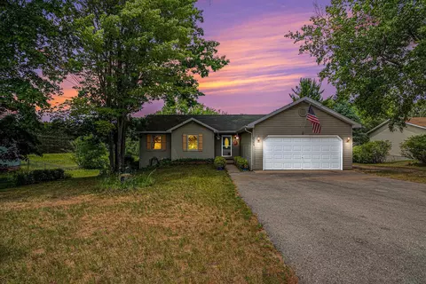 1564 Green Lawn, Grawn, MI 49637