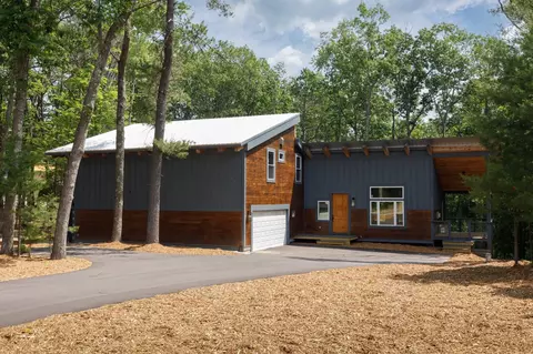 2279 Arbutus Rdg, Traverse City, MI 49696