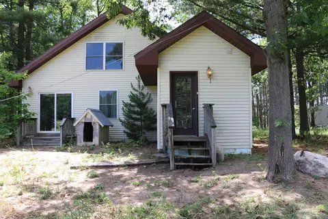 2585 Conetree, Traverse City, MI 49685