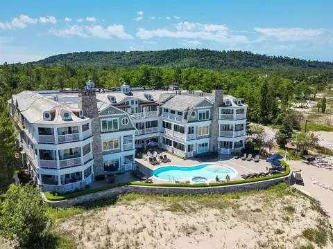 5707 S S Lk #12 A-H, Glen Arbor, MI 49636