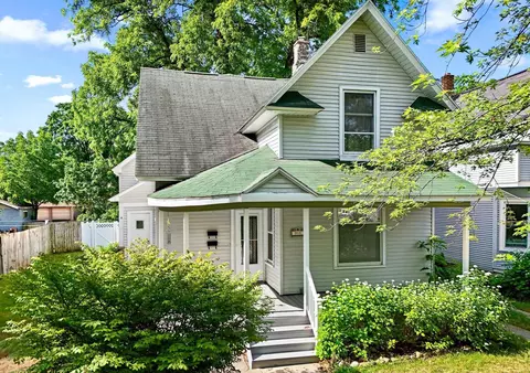311 W Tenth, Traverse City, MI 49684