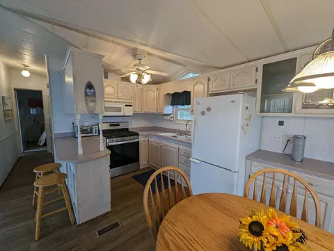 831 Main UNIT 93, Au Gres, MI 48703 photo 17