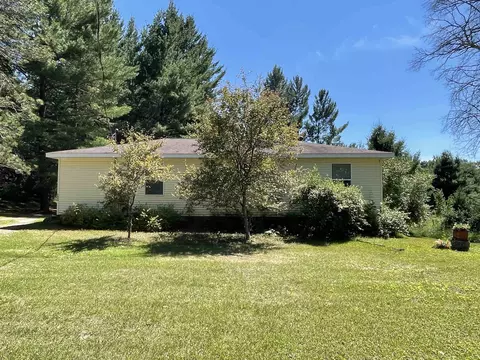 7492 E Townline Lk, Harrison, MI 48625