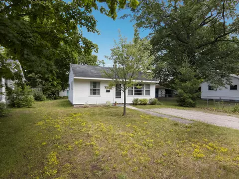 419 Davis, Traverse City, MI 49686
