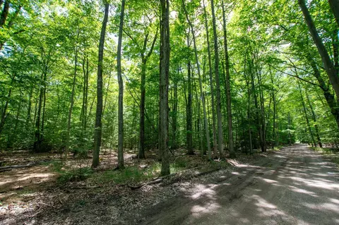 E Wood How, Northport, MI 49670