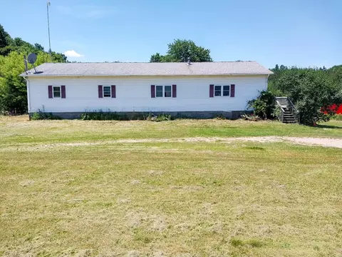 4775 N Crystal, Vestaburg, MI 48891