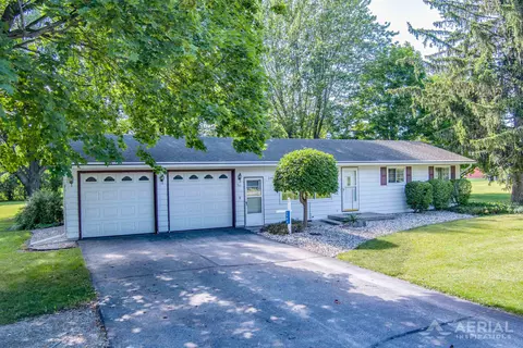 2984 Grove St, Standish, MI 48658