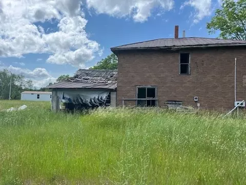 Exterior - 226 E Pne, Mesick, MI 49668 photo 9 of 21
