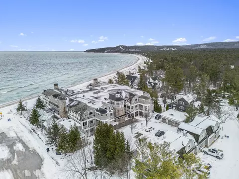 5707 S S Lk #13-C, Glen Arbor, MI 49636
