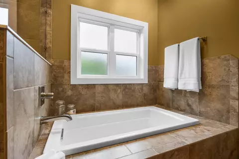 Bath - 516 Gitchegumee, Buckley, MI 49620 photo 3 of 4