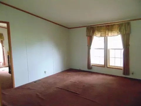 Living - 7490 E Monroe, Breckenridge, MI 48615 photo 4 of 4