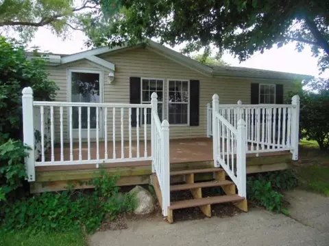 7490 E Monroe, Breckenridge, MI 48615