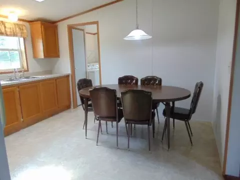 Dining - 7490 E Monroe, Breckenridge, MI 48615 photo 2 of 2