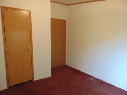 Bedroom - 7490 E Monroe, Breckenridge, MI 48615 photo 4 of 6