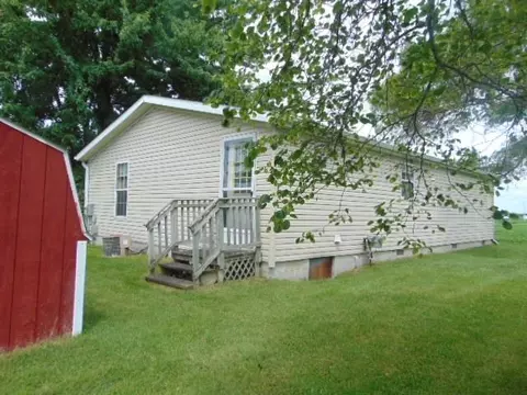 Other - 7490 E Monroe, Breckenridge, MI 48615 photo 7 of 10