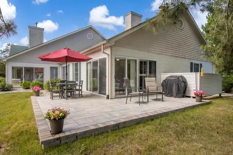 611 Meadowview, Elk Rapids, MI 49629