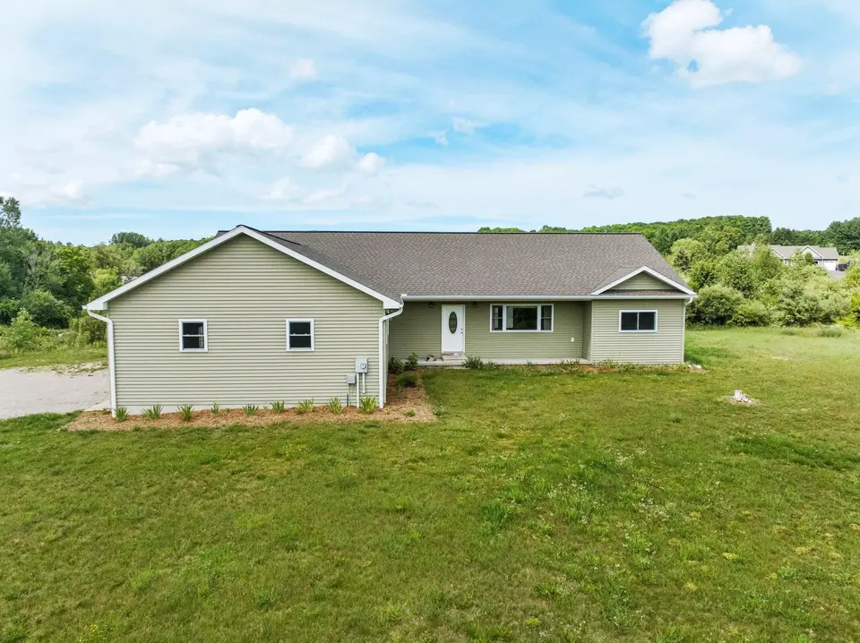  5020 Stricker, Traverse City, MI 49684 photo 3