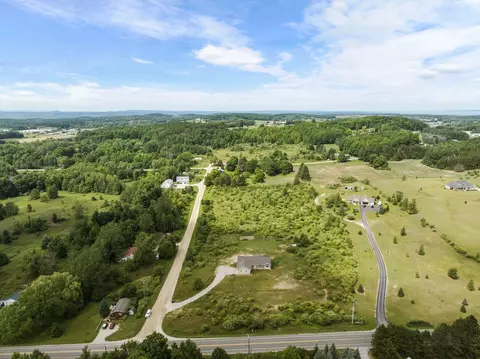 5020 Stricker, Traverse City, MI 49684